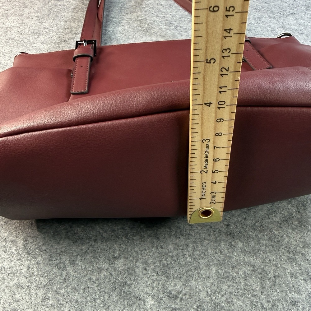 Simply Vera Vera Wang Purse Double Strap Zip Close Shoulder Bag Maroon Tote - Picture 15 of 15